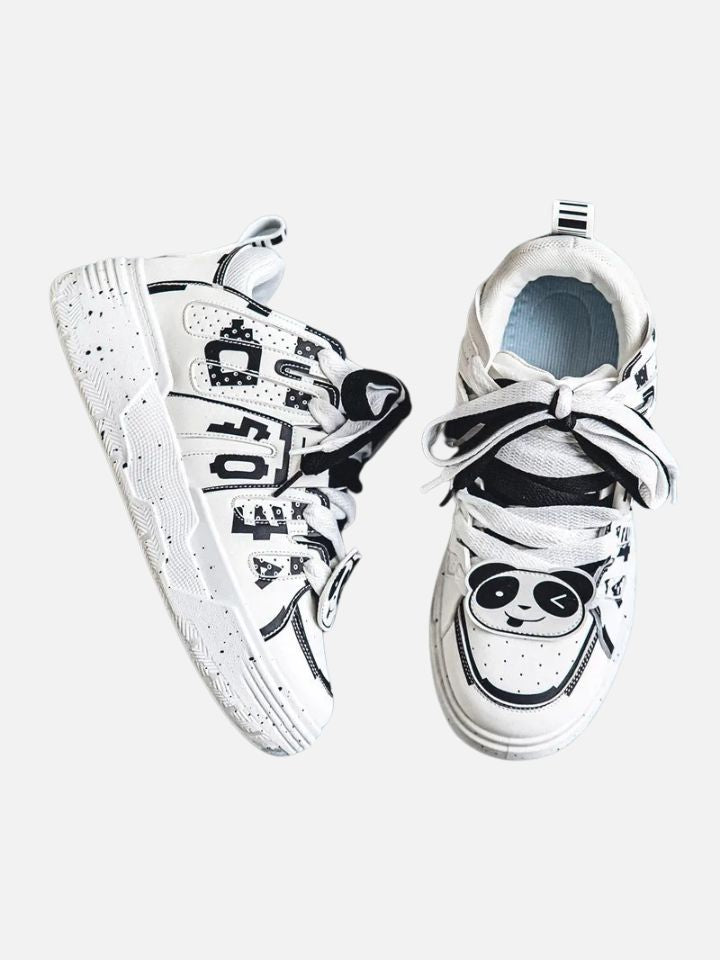 Tênis Sneaker Branco 'Outfit Panda'